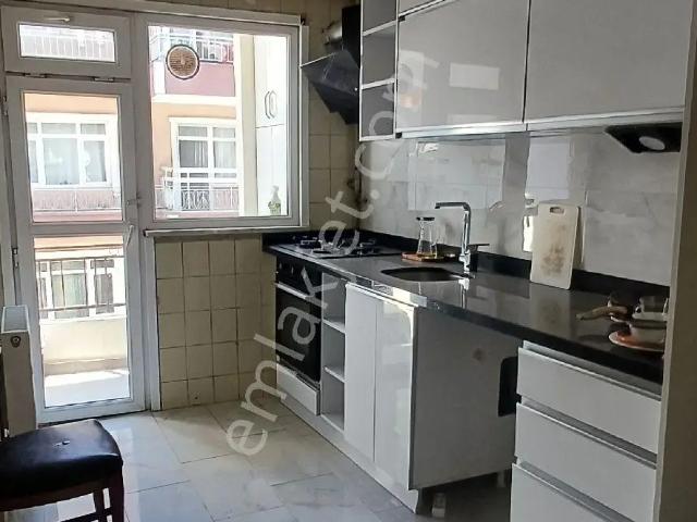 S.evler Merkezde Metrobüse 2dk.2+1 90m2 İçi Full Yapılı 1.kat Lüx Kiralık Daire