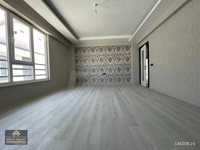 S.EYYUBİ MH METE KONAKLARINA YAKIN 3+1 GENİŞ DAİRE