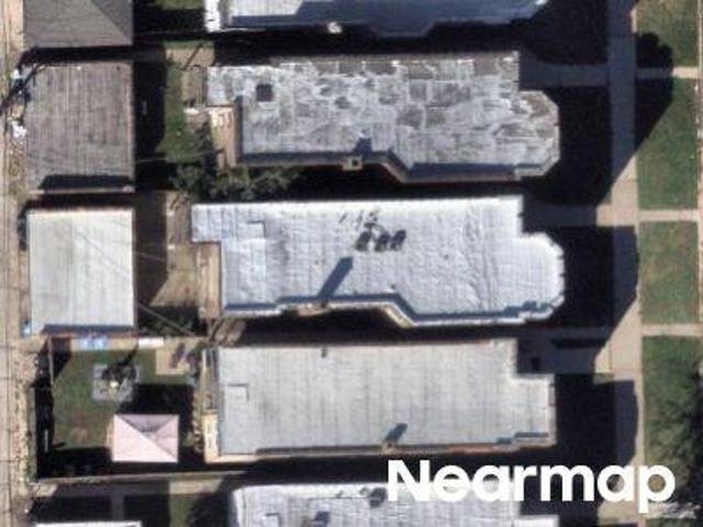 S Eberhart Ave