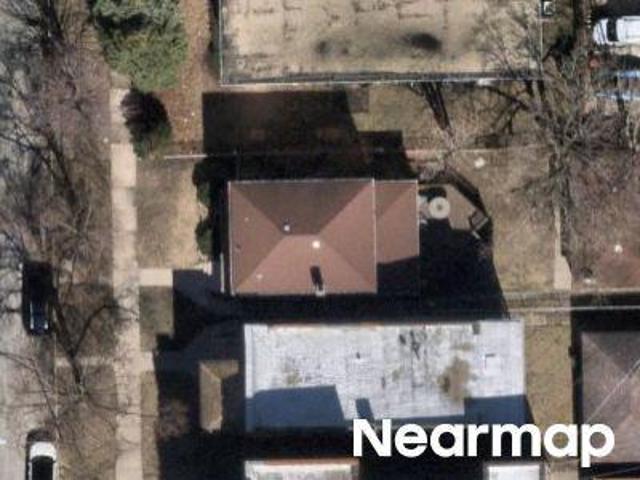 S Eberhart Ave