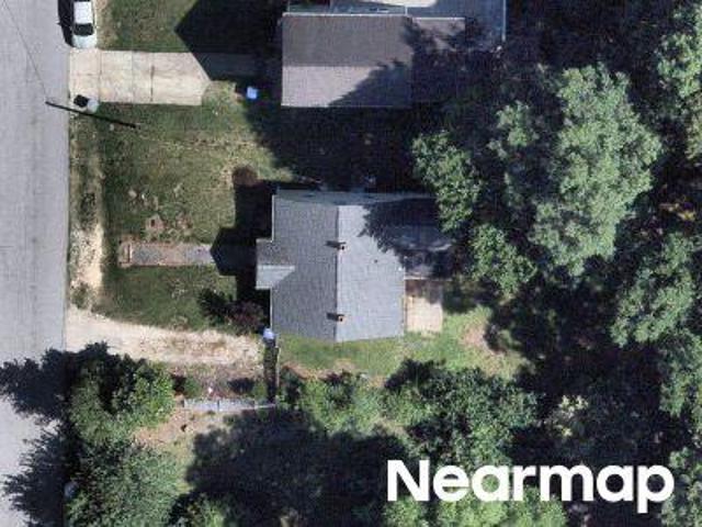 S Fuquay Ave