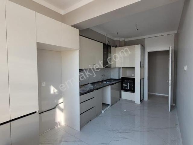 Sıfır 2+1 Bağımsız Mutfak 90 Net Kapalı Otopark Canlı Güvnlk