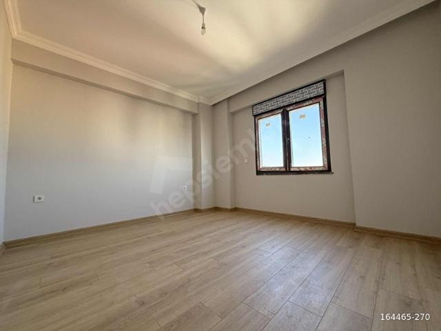 Sıfır 3+1 Ara Kat Ebeveyn Banyolu Otoparklı