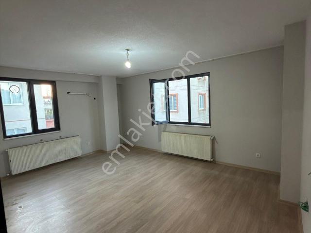 Sıfır Bina Ümraniye Çamlık Mahallesi 1+1 Daire