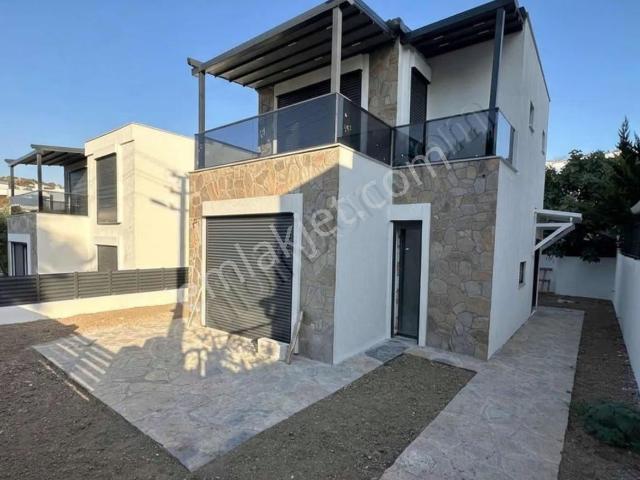 Sıfır Kat Mülkiyetli Bahçeli Villa
