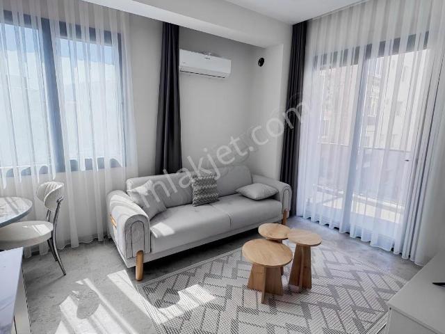 Sıfır Lüx Apart*sıfır Eşyalı*1+1* Servergazi Başak Üstünde