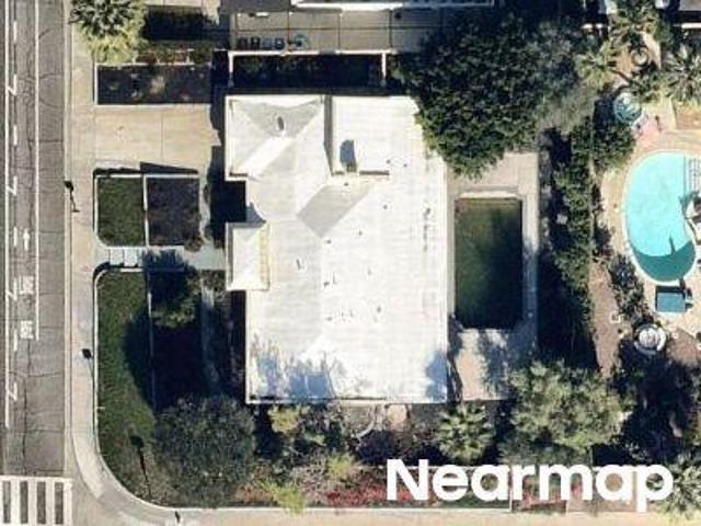 S Farrell Dr
