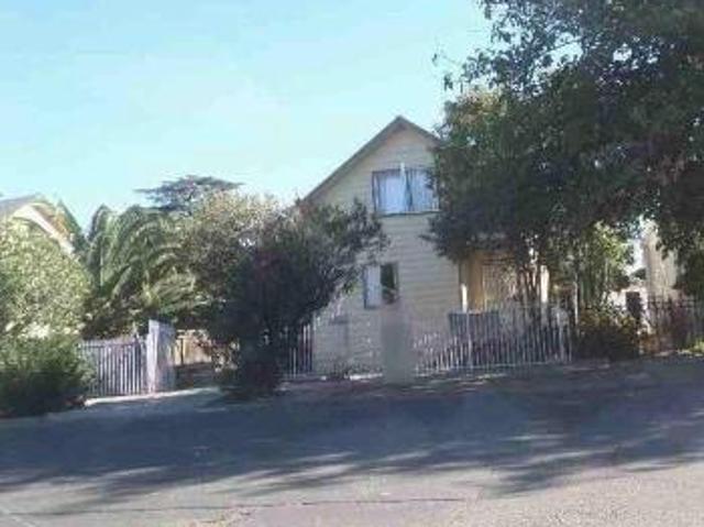 S Hunter St