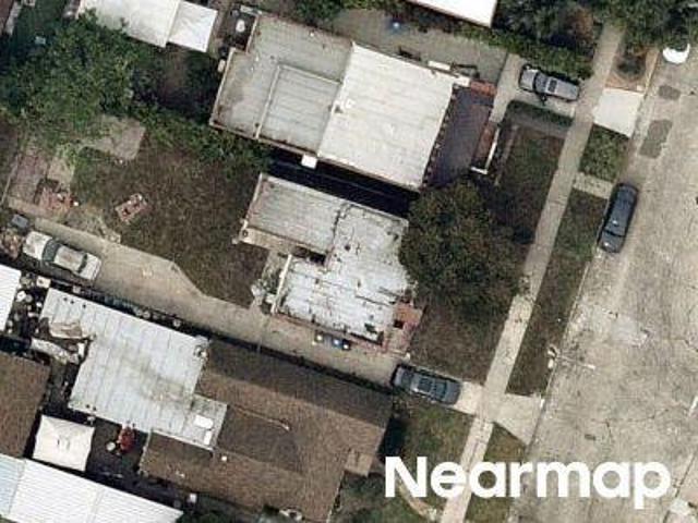 S Highland Ave