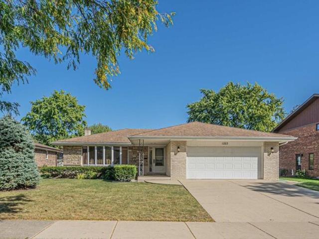 S Highland Ave, Arlington Heights, Home For Sale