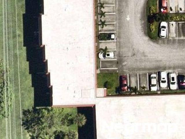S Hollybrook Dr
