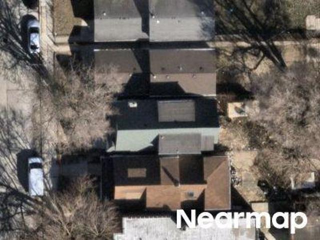 S Justine St