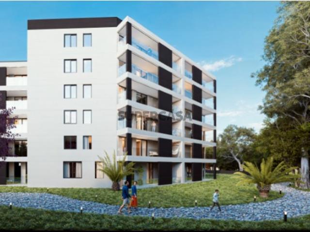 S. João Premium T1 Último Piso com Varanda Poente