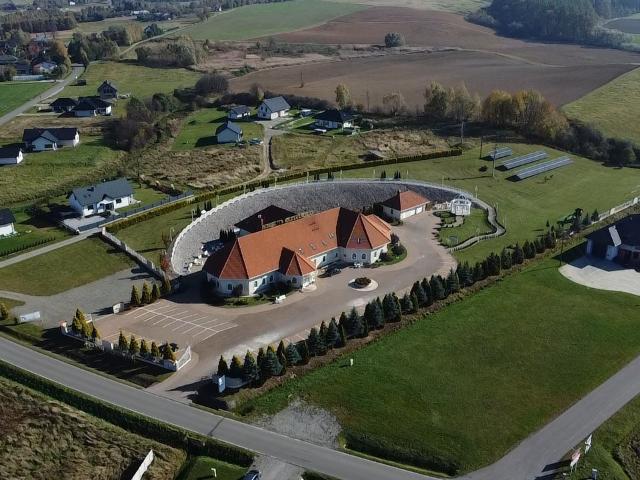 Inwestycja z potencjałem: obiekt 1447 m2 blisko term