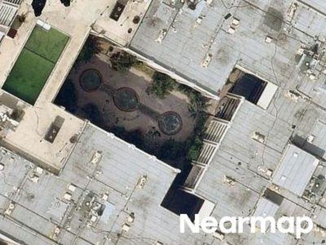 S La Fayette Park Pl