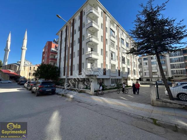 Sıla Gayrimenkulden Çarşı Merkezinde 3.cü Kat 3+1 Eksiksiz Daire