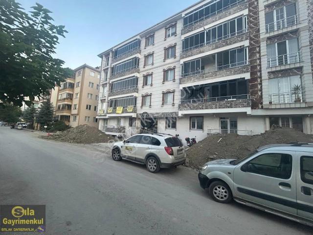 Sıla Gayrimenkulden Cumhuriyet Mah.de Full Yapılı Eksiksiz 3+1