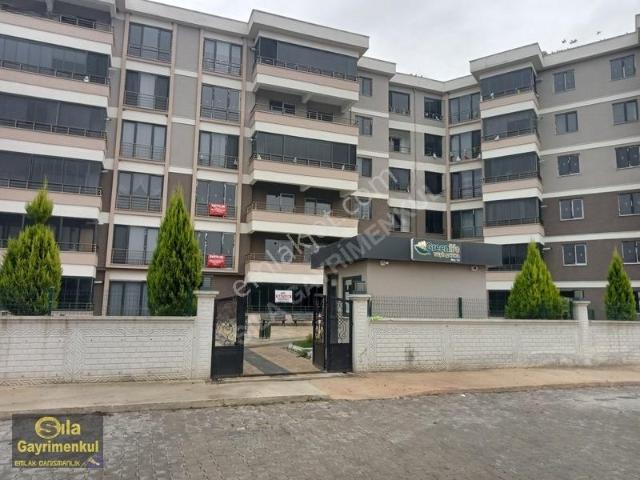 Sıla Gayrimenkulden Greenlife Sitesinde İçi Yapılı 4+1 Daire