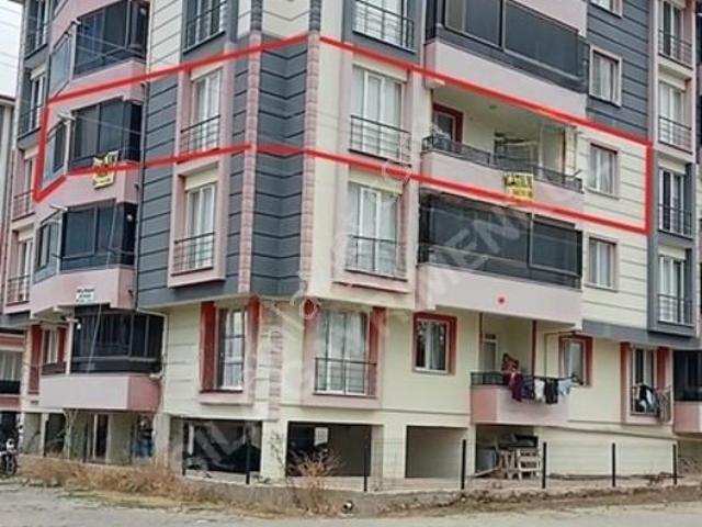 Sıla Gayrimenkulden 3.cü Kat içi Full Yapılı 3+1 Daire 2 Balkon