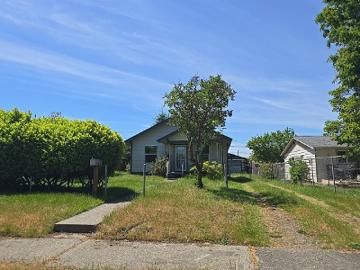 S Lawrence St