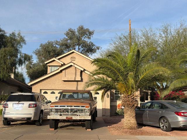 S Laveen Dr