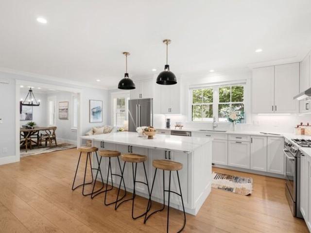 S Lincoln St, Natick, Home For Sale