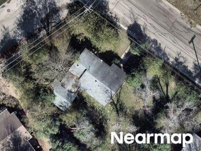 S Live Oak Ave