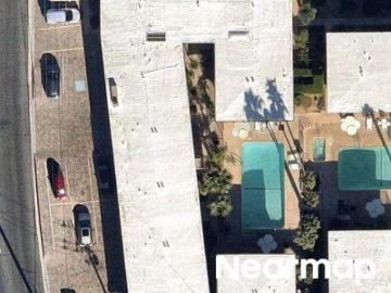 S Palm Canyon Dr