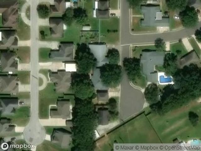 S Pinecrest Dr