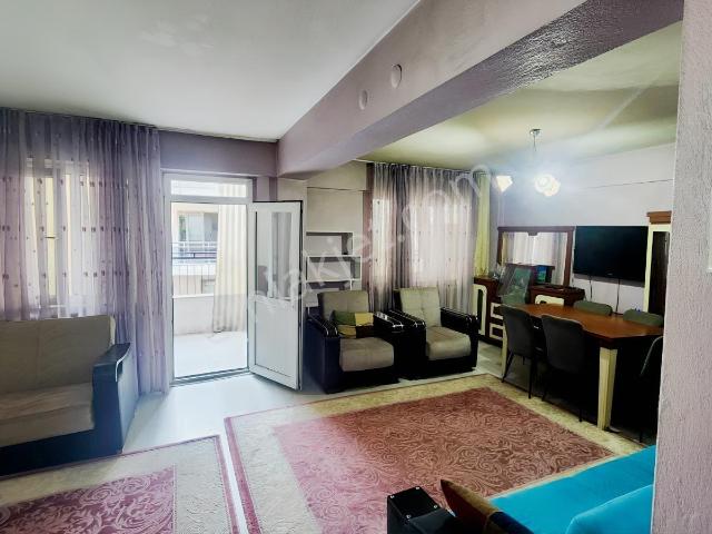 Sırakapılarda 143m2 2+1 Eşyalı Arakat Daire