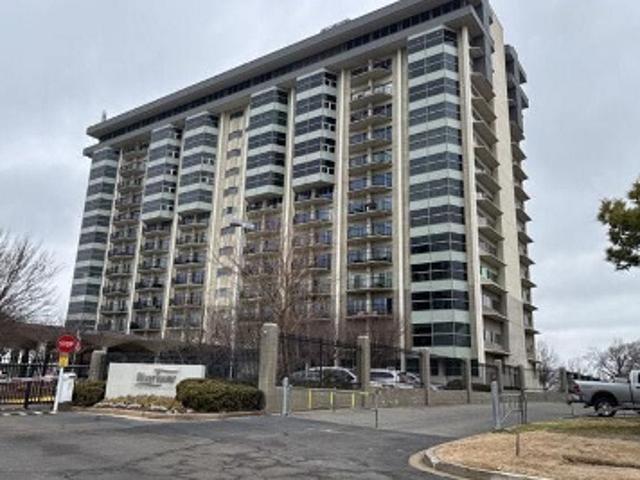 S Riverside Dr Apt 1108