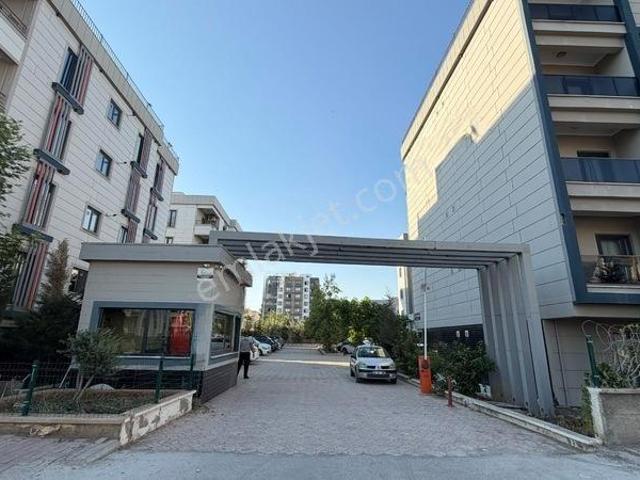 Sırrın'da 1+1 Eşyalı Daire
