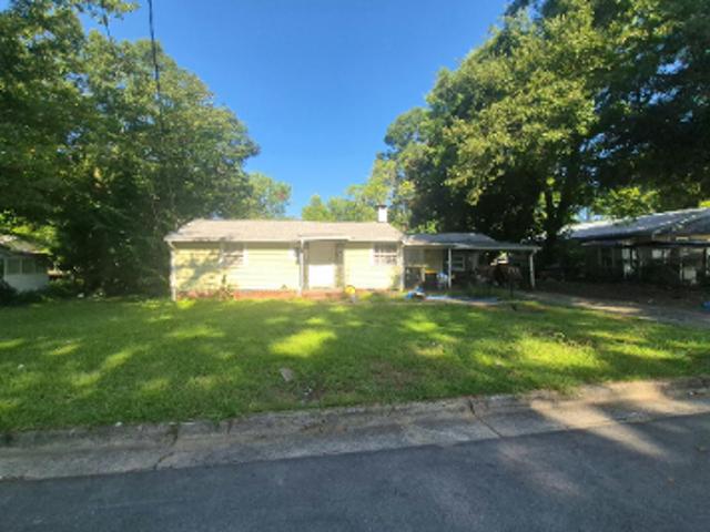 S Sycamore St SW