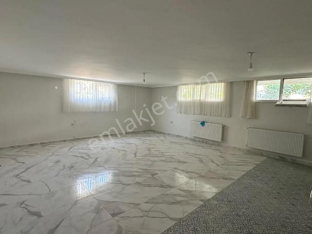 S&s Emlak'dan Ayvalık 150 Evler Mahallesinde Satılık 2+1 Daire