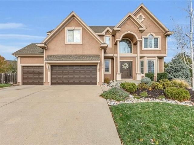 S Twilight Ln, Olathe, Home For Sale