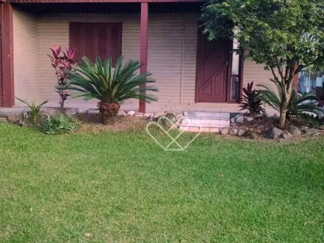 Sítio com Ampla Área de Lazer e Natureza no Bairro Mato Alto