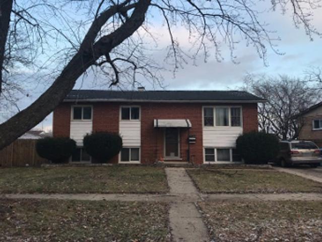 S Trumbull Ave
