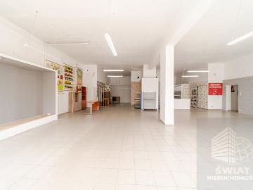 Lokal handlowo usługowy 222 m2 z rampą i parkingiem