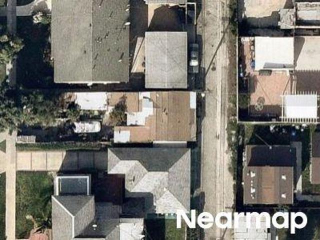 S Van Ness Ave