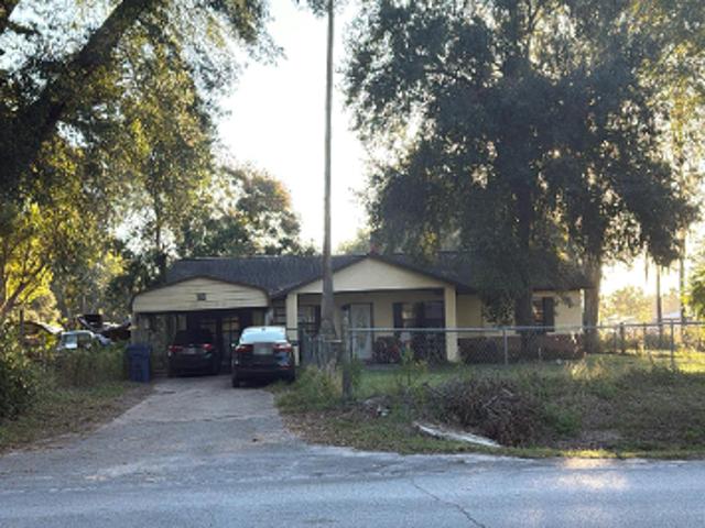 S Virginia Ave