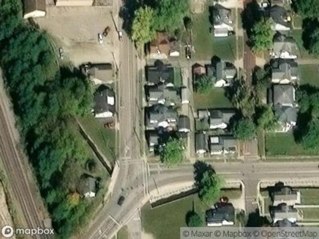 S Walnut Ave