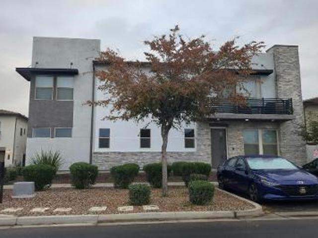 S Wallrade Ln