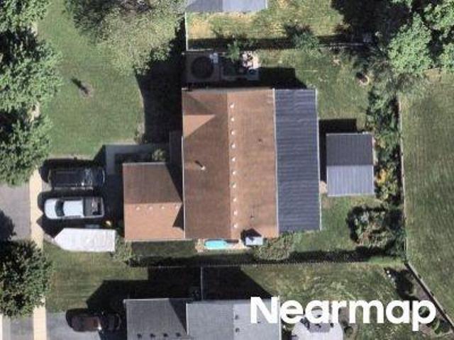 S Windcrest Dr
