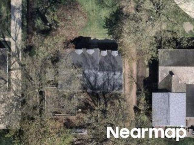 S Woodland Rd