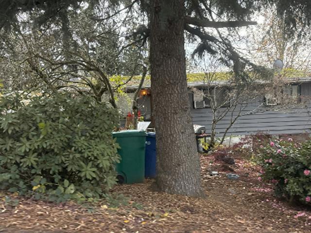 S 149th St