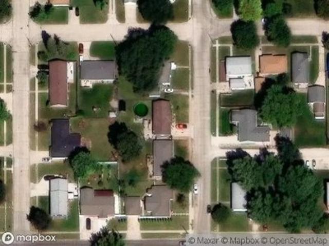 S 14th St