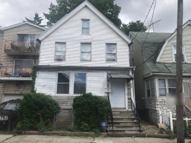 S 19th St