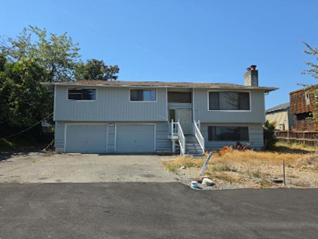 S 116th St