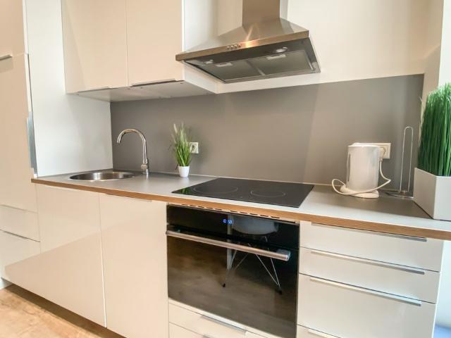 S 1 3, Schillingstraße 44, Koln Amsterdam Apartments for Rent