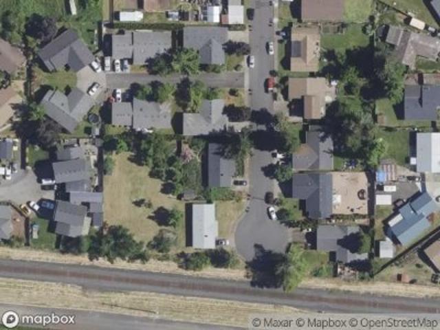 S 35th St